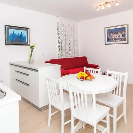 Apartman Avenue *